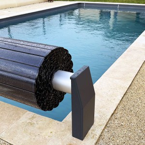 Volet piscine hors-sol automatique Silver Roll lames polycarbonate noir fumé