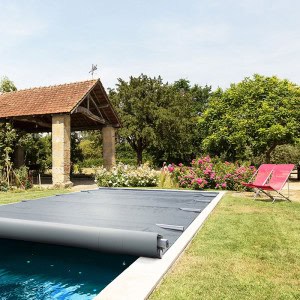 Couverture de sécurité à barres 4 saisons pour piscine Norwind