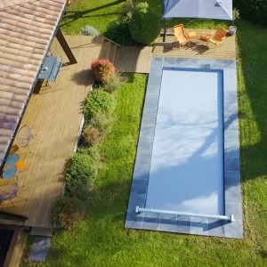 volet piscine discret et élégant Série pure