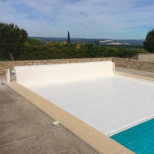 Volet piscine hors-sol automatique Silver Roll lames PVC blanc