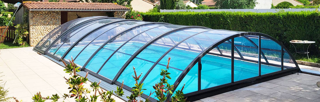 Abri télescopique pour piscine sur rails Klasik clear