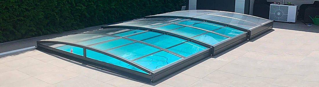 Abri bas télescopique pour piscine Sydney clear