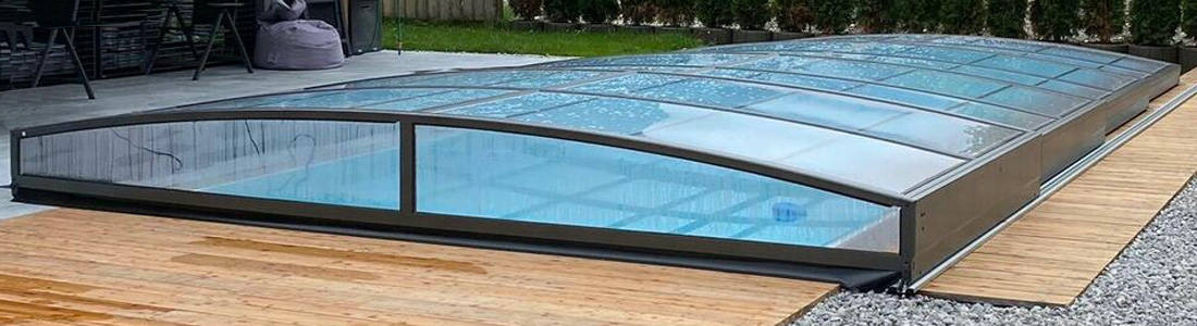 Abri bas télescopique pour piscine Sydney