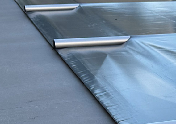 Ourlet longitudinal de couverture de sécurité pour piscine Notos